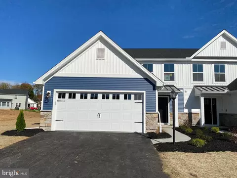 31 Shillington Ln #50, Carlisle, PA 17013