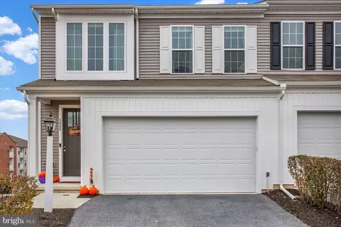 1433 Cassie Way, Mechanicsburg, PA 17055