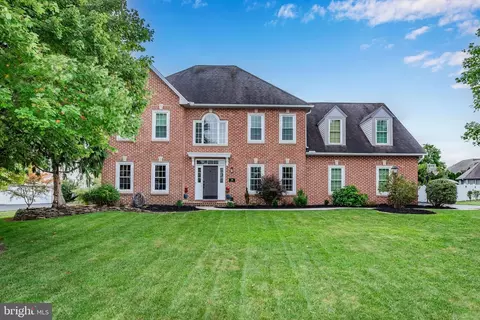 29 Cherish Dr, Camp Hill, PA 17011