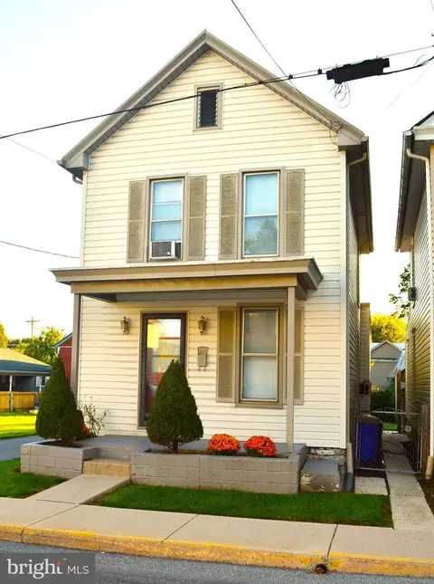 107 S Locust St, Shippensburg, PA 17257