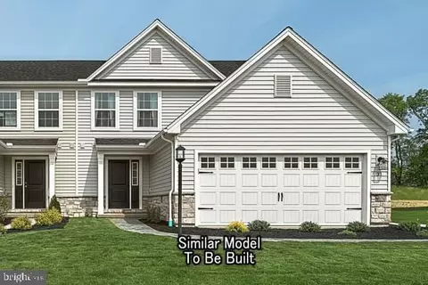 65 Long Bend Dr #2, Carlisle, PA 17015 photo 2