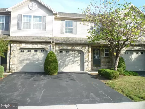 6353 Galleon Dr, Mechanicsburg, PA 17050