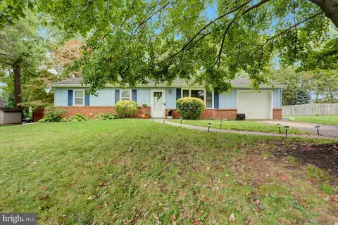 1323 Concord Rd, Mechanicsburg, PA 17050