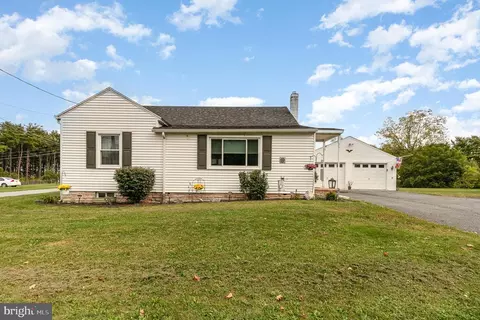 3139 Spring Rd, Carlisle, PA 17013
