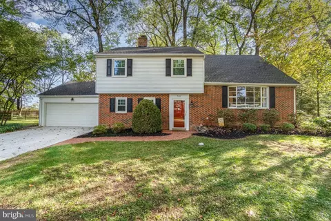 5137 Kylock Rd, Mechanicsburg, PA 17055