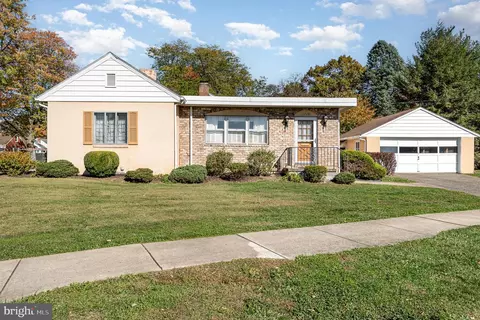 1712 Brandt Ave, New Cumberland, PA 17070