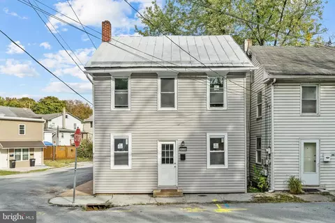 1141 3rd St, Enola, PA 17025
