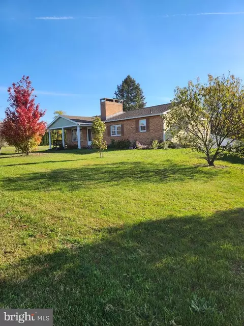 119 Fox Hill Rd, Shippensburg, PA 17257