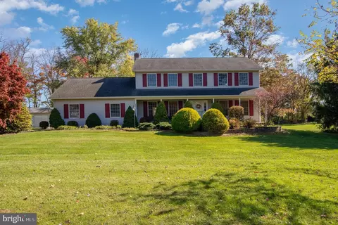 267 Acorn Ct, Mechanicsburg, PA 17055
