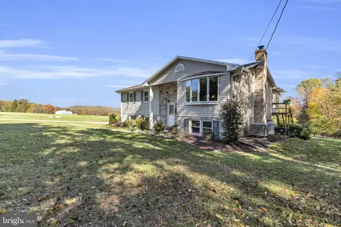 1089 Myerstown Rd, Gardners, PA 17324