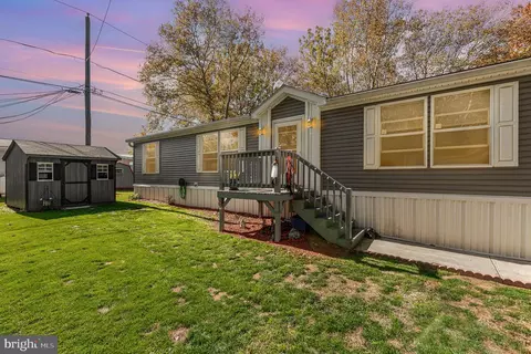 431 Hilton Head Ave, Carlisle, PA 17015