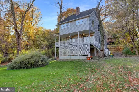 1103 Oyster Mill Rd, Camp Hill, PA 17011