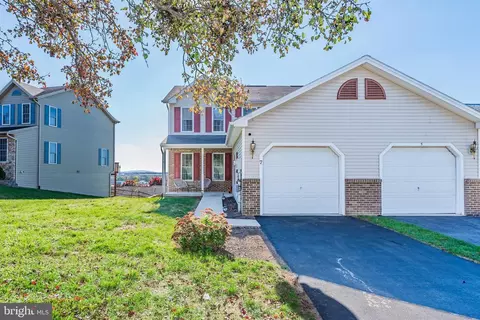 7 Lenox Ct, Mechanicsburg, PA 17050