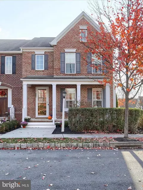302 Bryant St, Mechanicsburg, PA 17050