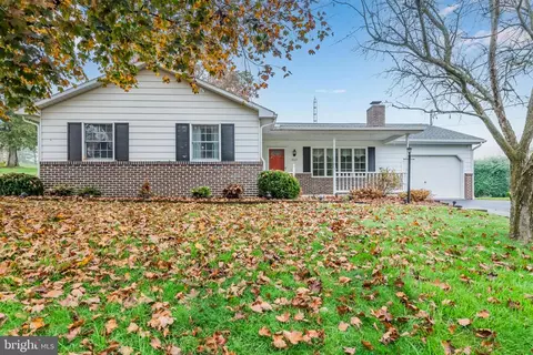 502 Sandbank Rd, Mount Holly Springs, PA 17065