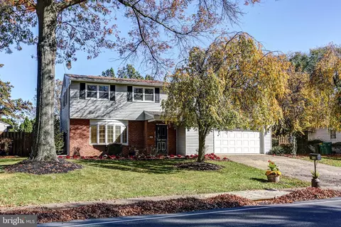 408 Orrs Bridge Rd, Camp Hill, PA 17011