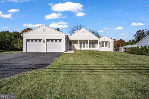 19 Skyport Rd, Mechanicsburg, PA 17050