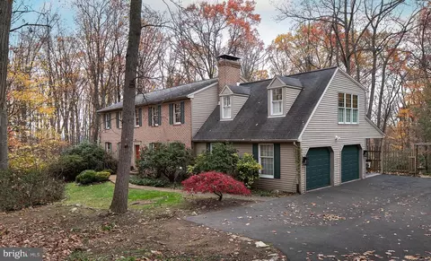719 Dogwood Ter, Boiling Springs, PA 17007