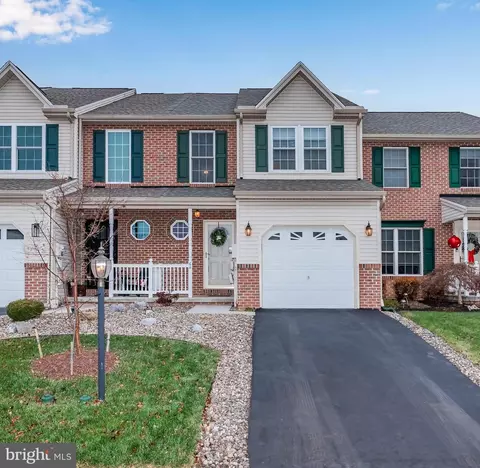 64 Nottingham Dr, Mechanicsburg, PA 17050
