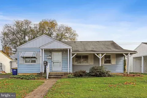 1293 Strafford Rd, Camp Hill, PA 17011