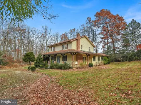 52 White Oak Dr, Carlisle, PA 17015