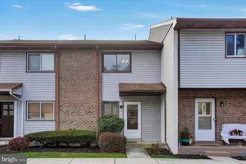 11 Drexel Pl, New Cumberland, PA 17070