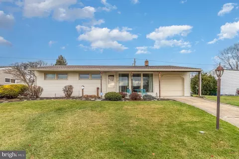 3430 Hawthorne Dr, Camp Hill, PA 17011