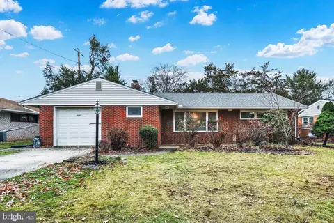 1021 Drexel Hills Blvd, New Cumberland, PA 17070