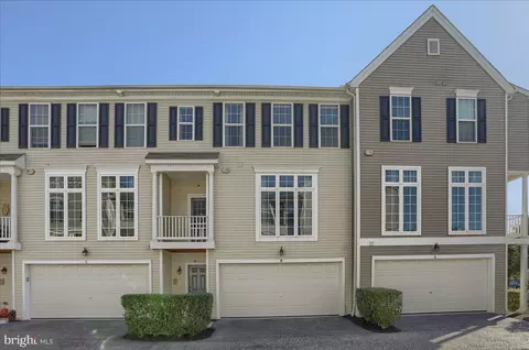 3030 Meridian Cmns #B, Mechanicsburg, PA 17055