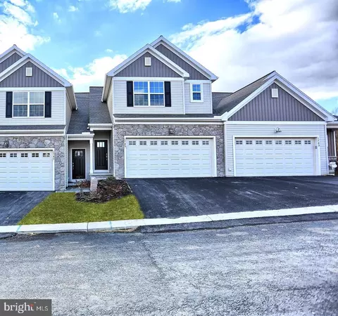 1745 Shady Ln, Mechanicsburg, PA 17055