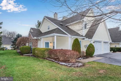 533 Brighton Pl, Mechanicsburg, PA 17055