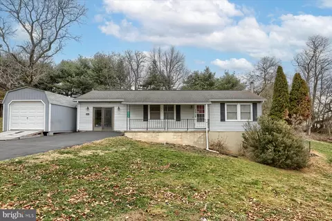 42 A Cumberland Dr, Mechanicsburg, PA 17050
