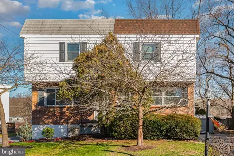 807 Erford Rd, Camp Hill, PA 17011