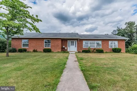 10 Dogwood Acres Acres, Newville, PA 17241