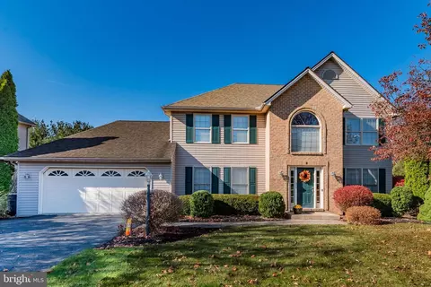 6 Bradford Ct, Mechanicsburg, PA 17055