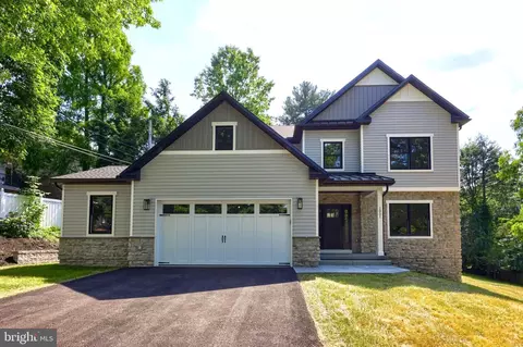 1051 Brandt Ave, Lemoyne, PA 17043