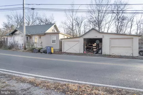 935 Park Pl, Mechanicsburg, PA 17055