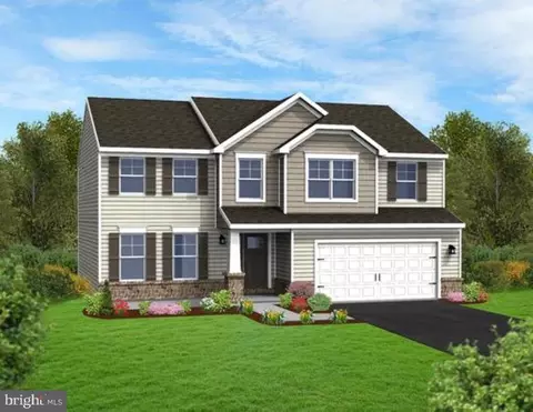 14 Long Bend Dr, Carlisle, PA 17015
