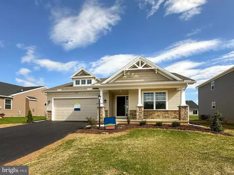 313 Amberleigh Ln, Shippensburg, PA 17257