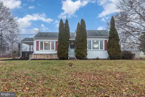 612 B St, Enola, PA 17025
