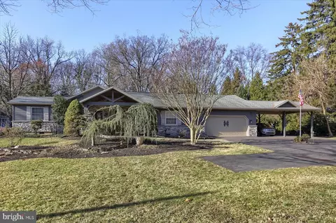 5114 Erbs Bridge Rd, Mechanicsburg, PA 17050
