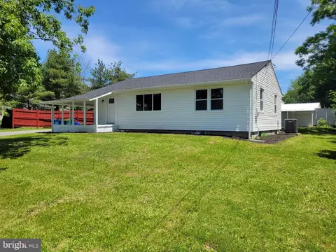 2380 Lambs Gap Rd, Mechanicsburg, PA 17050