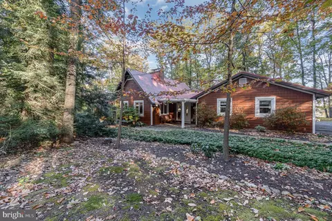 31 White Oak Dr, Carlisle, PA 17015