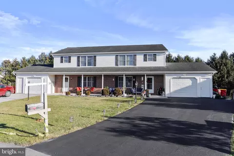 20 Holly Ct, Shippensburg, PA 17257