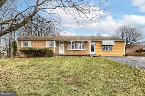 321 S Spring Garden St, Carlisle, PA 17013