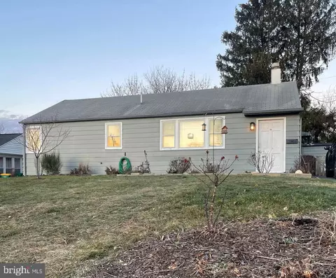 67 Oliver Rd, Enola, PA 17025