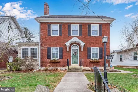 1804 Bridge St, New Cumberland, PA 17070