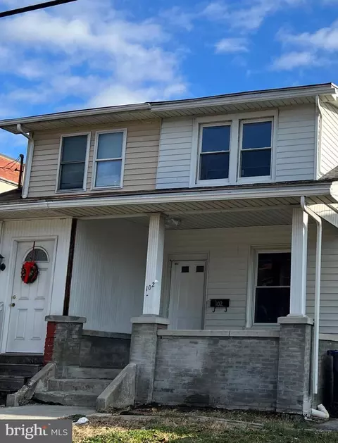 102 S Enola Dr, Enola, PA 17025