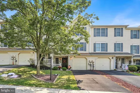 104 Keefer Way, Mechanicsburg, PA 17055