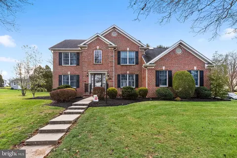 1020 Shannon Ln, Carlisle, PA 17013